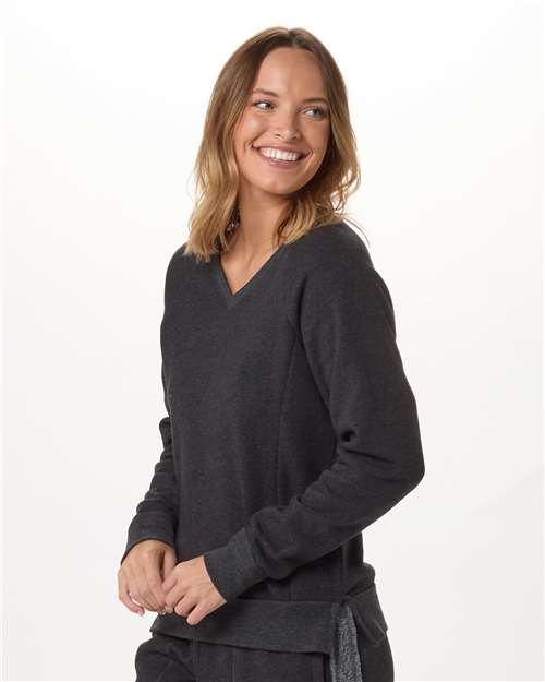 Women's Travel V-Neck Pullover